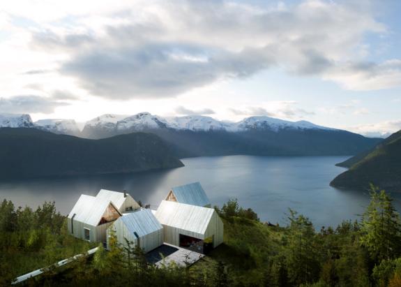Hotelul cabanelor din Sognefjorden. Norvegia
